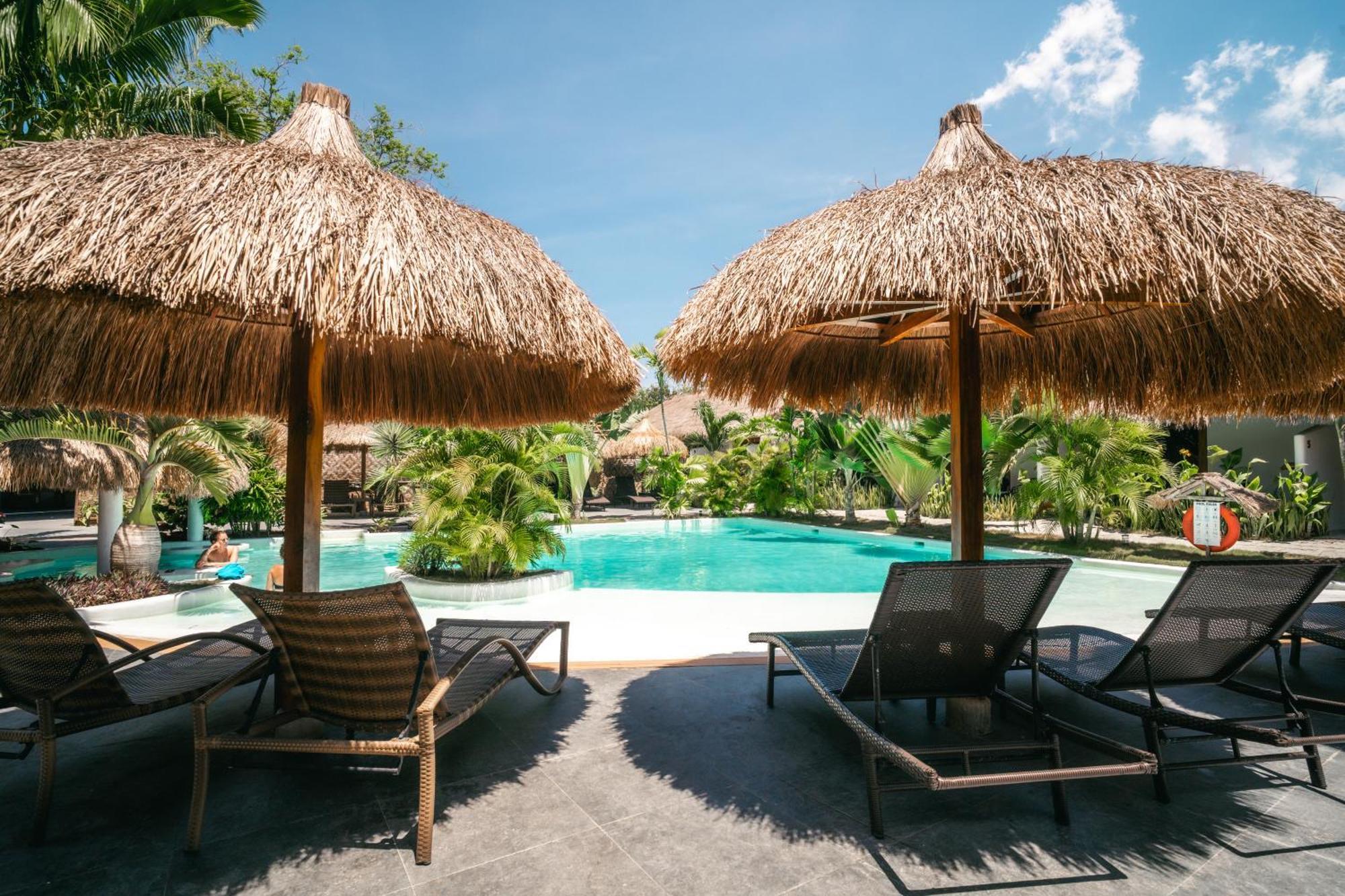 Secret Paradise Moalboal Exterior photo